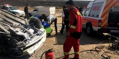 برخورد تیبا و پژو پارس در جاده مهمانشهر سمنان/ ۲ نفر جان باختند