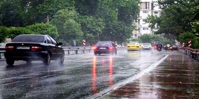 برخی از خیابان‌های تهران لغزنده است
