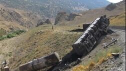 خروج واگن قطار شهربازی از ریل

