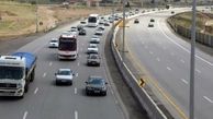 نجات دو نوجوان گرفتار در آزادراه کاشان-نطنز