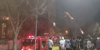 حریق گسترده انبار بزرگ لوازم یدکی در خیابان شوش تهران