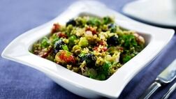 طرز تهیه سالاد سیسیلی اصل با سس مخصوص و سبزیجات تازه
