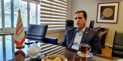 بازدید مدیرعامل بیمه سرمد از شعبه شرق استان تهران