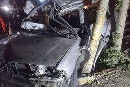 مرگ راننده پراید پس از برخورد با درخت در جلال آل‌احمد
