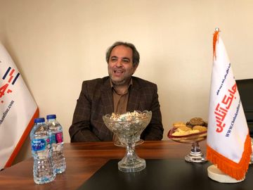 ایرج نیازی