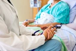 معوقات پزشکان خانواده پرداخت شد؛ تعهد بیمه‌ها برای پرداخت به موقع!