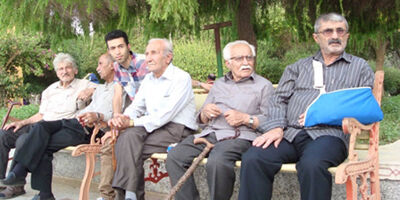 زنان و مردان در چه سنی بازنشسته می‌شوند؟