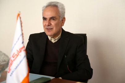 معاون مالی و اداری شرکت بیمه کارآفرین