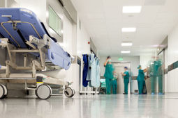 پرداخت ۵ همت از مطالبات مراکز طرف قرارداد با بیمه سلامت
