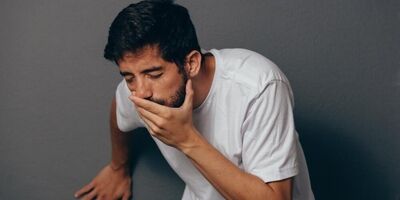 علت اسهال و استفراغ در تابستان چیست؟