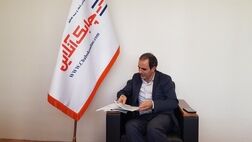 نمایندگان هزینه  دفاتر را با کمترین حمایت شرکت های بیمه تامین می کنند