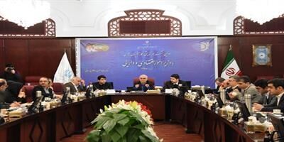 وزارت اقتصاد برای روان تر کردن فعالیت های اقتصادی، حذف مقررات زائد و کاهش زمان صدور مجوزها را در دستور کار دارد