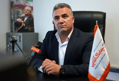 صنعت لیزینگ با توسعه بازار خرد مالی و تامین کالا  مشتریان را راضی نگه می‌دارند + فیلم