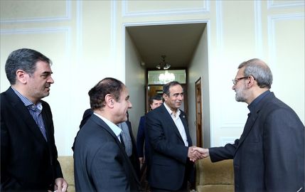 دیدار لاریجانی با مدیران بیمه مرکزی