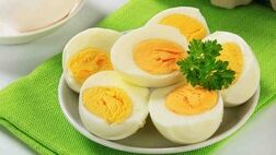 آیا مصرف تخم مرغ برای قلب ضرر دارد؟
