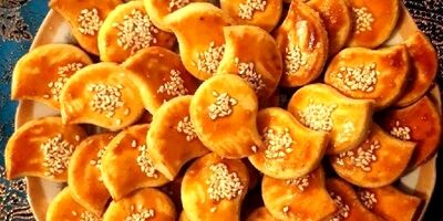 طرز تهیه شیرینی خوشمزه نان چای قزوین در خانه
