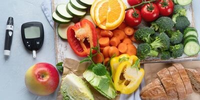 چه میوه‌هایی قند خون را پایین می‌آورند؟