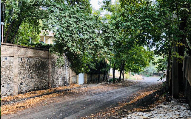 گذری در محله سرشک نطنز