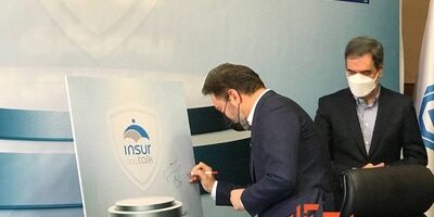 بزرگترین شکاف موجود در  بخش فروش صنعت بیمه هنر سخنوری است