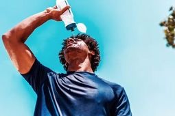 آب و نمک؛ نسخه‌ای برای درمان گرمازدگی
