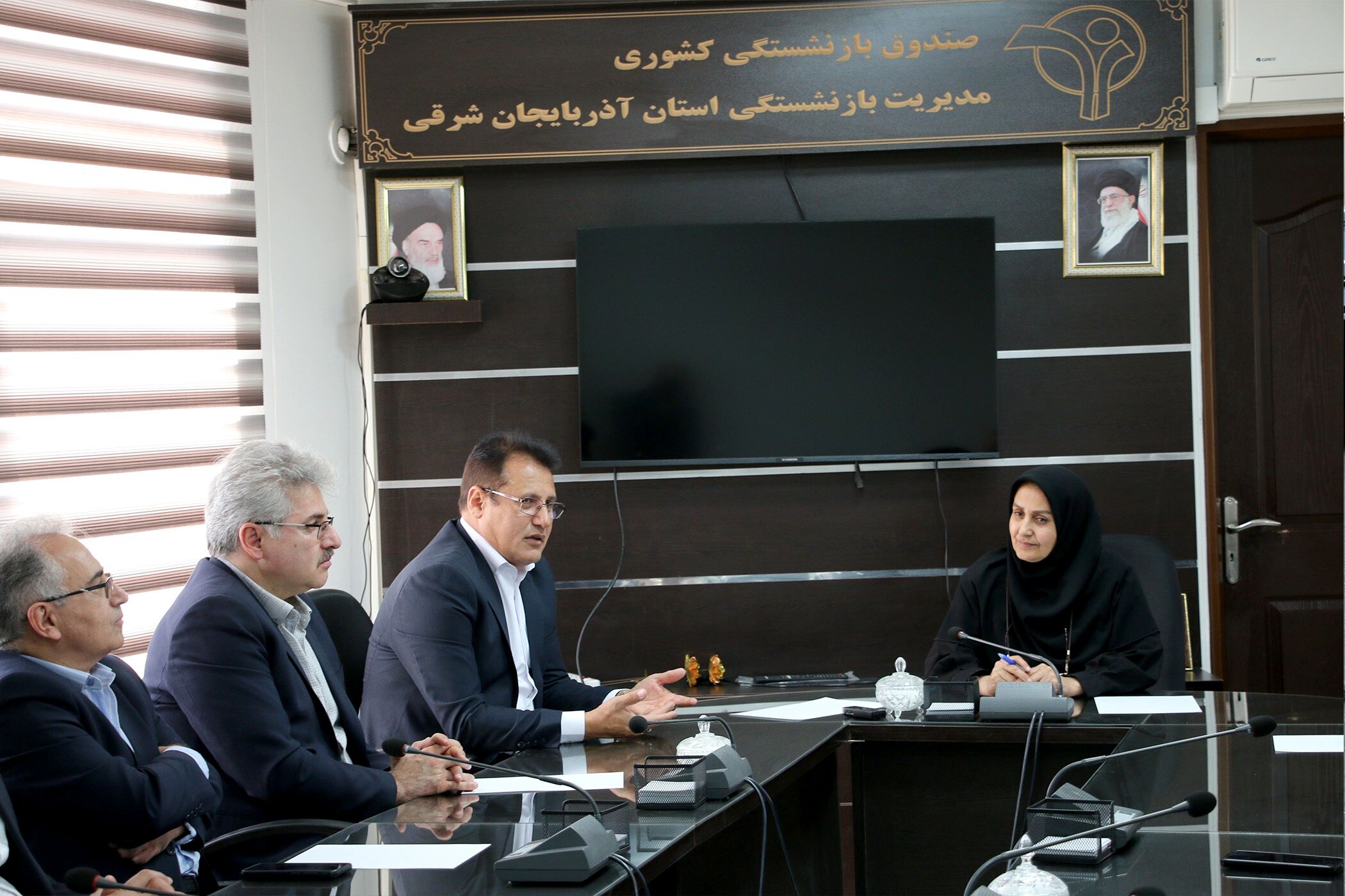 تکریم بازنشستگان و خدمت‌رسانی شایسته به آنان اولویت مهم بیمه داناست
