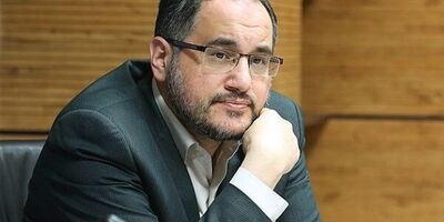 کاهش فقر از طریق صنعت بیمه امکان پذیر است