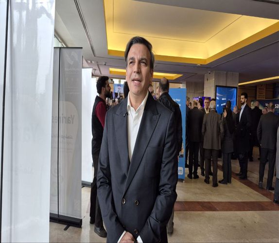 شرکت های بیمه ای در سال های اخیر بیمه نامه های جذابی را  راهی بازار نکرده اند + فیلم