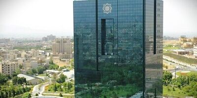 عزم جزم بانک مرکزی برای هدایت پول‌های انباشته به سمت تولید