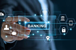 ساختار بانکی با تمرکز بر الکترونیکی کردن فرآیندهای سنتی همچنان  مشتری محور نیست 