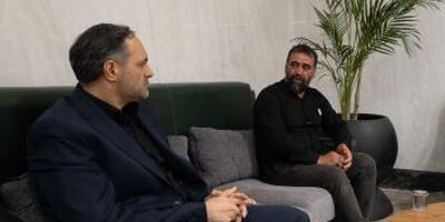 دیدار سرپرست بانک توسعه صادرات ایران با خانواده شهید علی خان‌بیگی