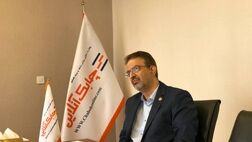 میزان استفاده از تکنولوژی صنعت بیمه در کشورهای جهان نسبت به بعضی از صنایع چندان پیشرفته تر نیست