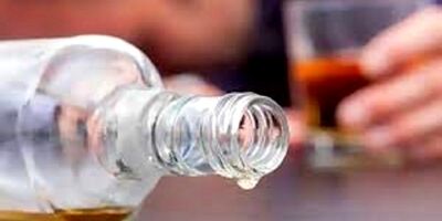 محاکمه فروشنده مشروبات تقلبی به اتهام مرگ و نابینایی دو مشتری
