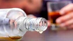 محاکمه فروشنده مشروبات تقلبی به اتهام مرگ و نابینایی دو مشتری