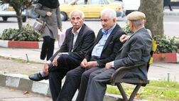 محصولات صنعت بیمه  تا چه میزان برای اقتصاد خانوار جمعیت سالمند کشور کارآمد است؟