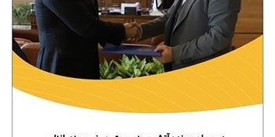 زنگ آغاز معاملات بورس تهران توسط مدیرعامل بیمه پارسیان نواخته شد

