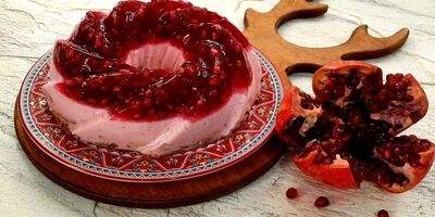 روش تهیه دسر روکر با انار و بیسکوییت
