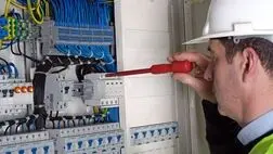  برق ۵۰ اداره پرمصرف در پایتخت قطع شد 