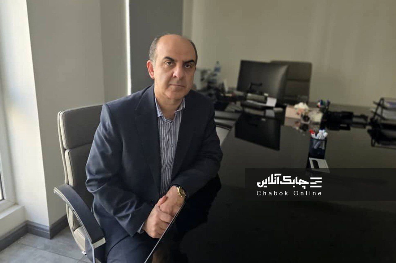 بررسی رابطه شکاف میان وفاداری مشتریان و عملکردهای شرکت لیزینگ