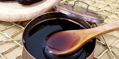طرز تهیه شیره خرما در خانه با ماندگاری بالا
