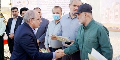 پرداخت تسهیلات مرابحه ۳۰۰ میلیون تومانی بانک مسکن به کارکنان شرکت ها در طرح «کارگشا»
