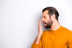 ساده‌ترین روش برای رفع بوی بد دهان
