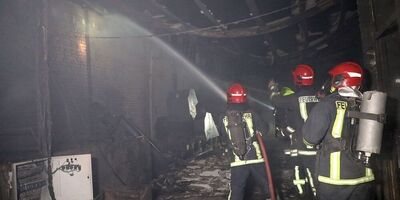 آتش‌سوزی کارگاه فرآوری ضایعات پلاستیکی فاقد بیمه نامه آتش سوزی مهار شد