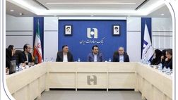 اقناع و پاسخگویی شفاف و صادقانه به افکار عمومی از وظایف روابط‌عمومی‌ است
