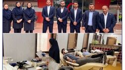 اهداء خون توسط کارکنان برخی شعب بیمه سرمد
