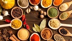 کدام ادویه‌ها به افزایش سوخت و ساز بدن کمک می‌کنند؟

