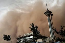 افزایش شمار مصدومان طوفان دیروز تهران به ۴۱ نفر/۲ تن فوت شدند