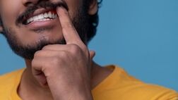 تغییر رنگ لثه نشانه چیست ؟