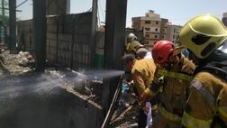 نجات چندین نفر از میان دود