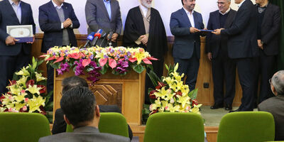 
تقدیر از بیمه دانا بابت ارائه خدمات ارزنده بیمه‌ای به زائران اربعین حسینی
