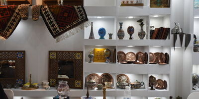 وام ۲۰ میلیونی برای خرید صنایع‌دستی
